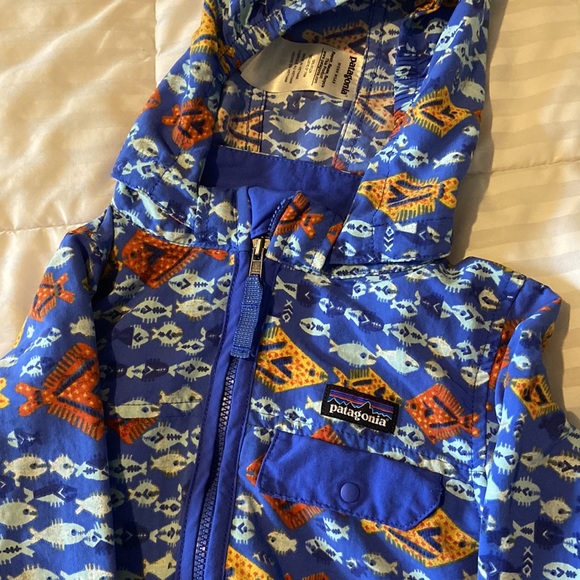 Fish Jacket - Picture 2 of 4